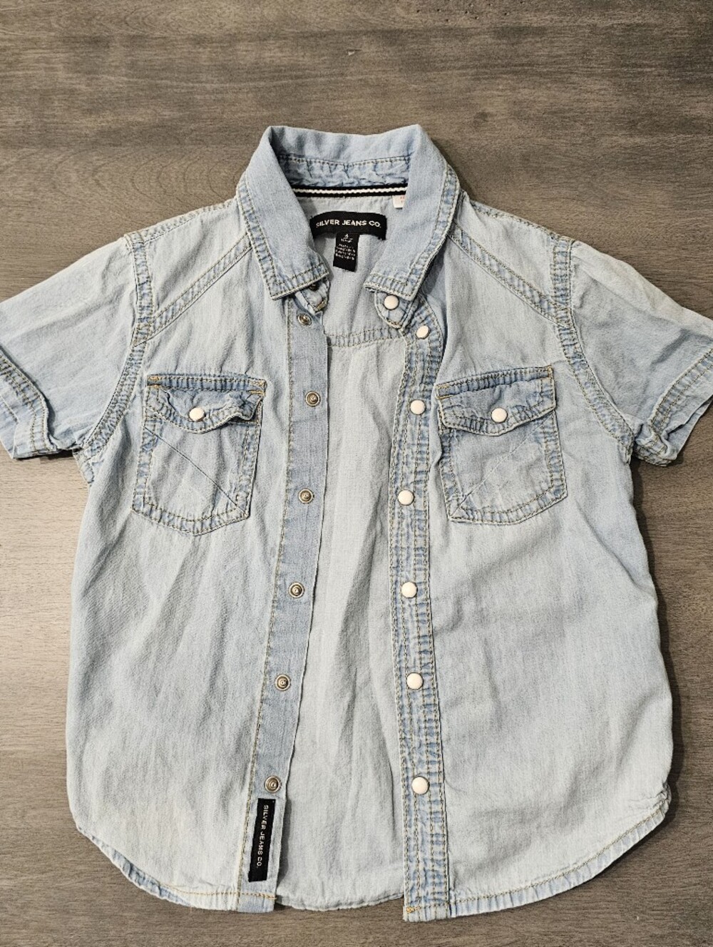 Boys Silver Jeans Light Blue Short Sleeve Denim Button Down- Size 4